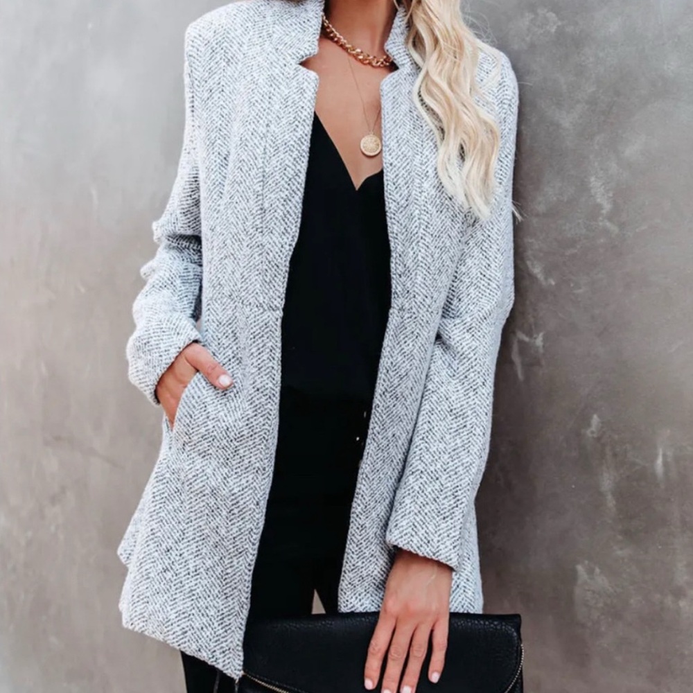 Vici Dolls Tayshia Pocketed Coat